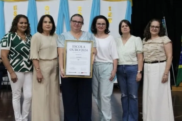 SALMOURÃO CONQUISTA PELA PRIMEIRA VEZ O PRÊMIO DE EXCELÊNCIA EDUCACIONAL