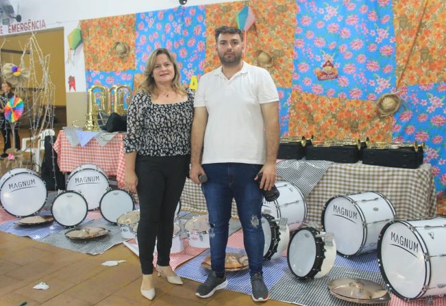 PREFEITURA MUNICIPAL FAZ AQUISIÇÃO DE INSTRUMENTOS PARA A BANDA MARCIAL MUNICIPAL 