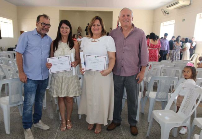 PREFEITA SÔNIA SE PRONUNCIA OFICIALMENTE SOBRE A DIPLOMAÇÃO OCORRIDA EM LUCÉLIA NESTA ÚLTIMA TERÇA-FEIRA (17)